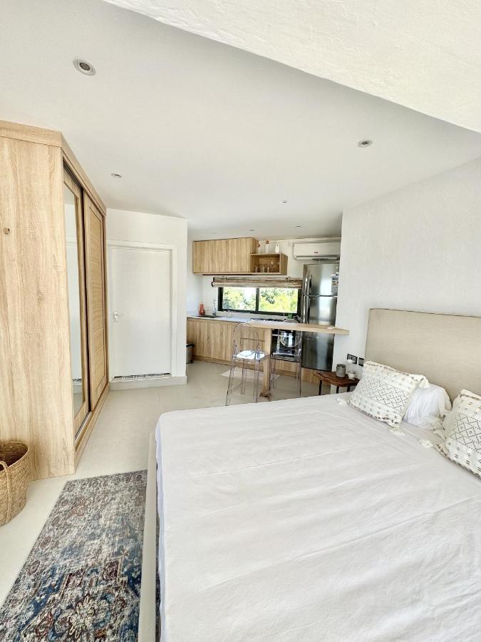 Studio H Grandbay Sea-View Εξωτερικό φωτογραφία
